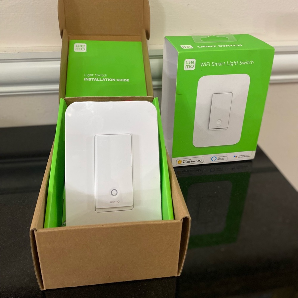 WiFi Smart Light Switch